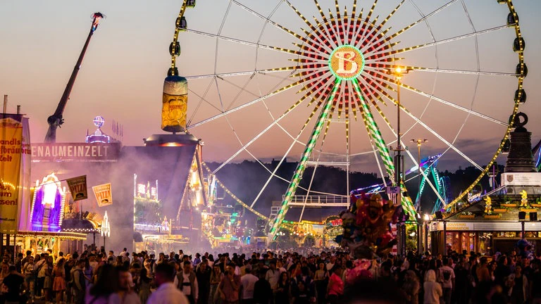 Cannstatter Volksfest in Stuttgart