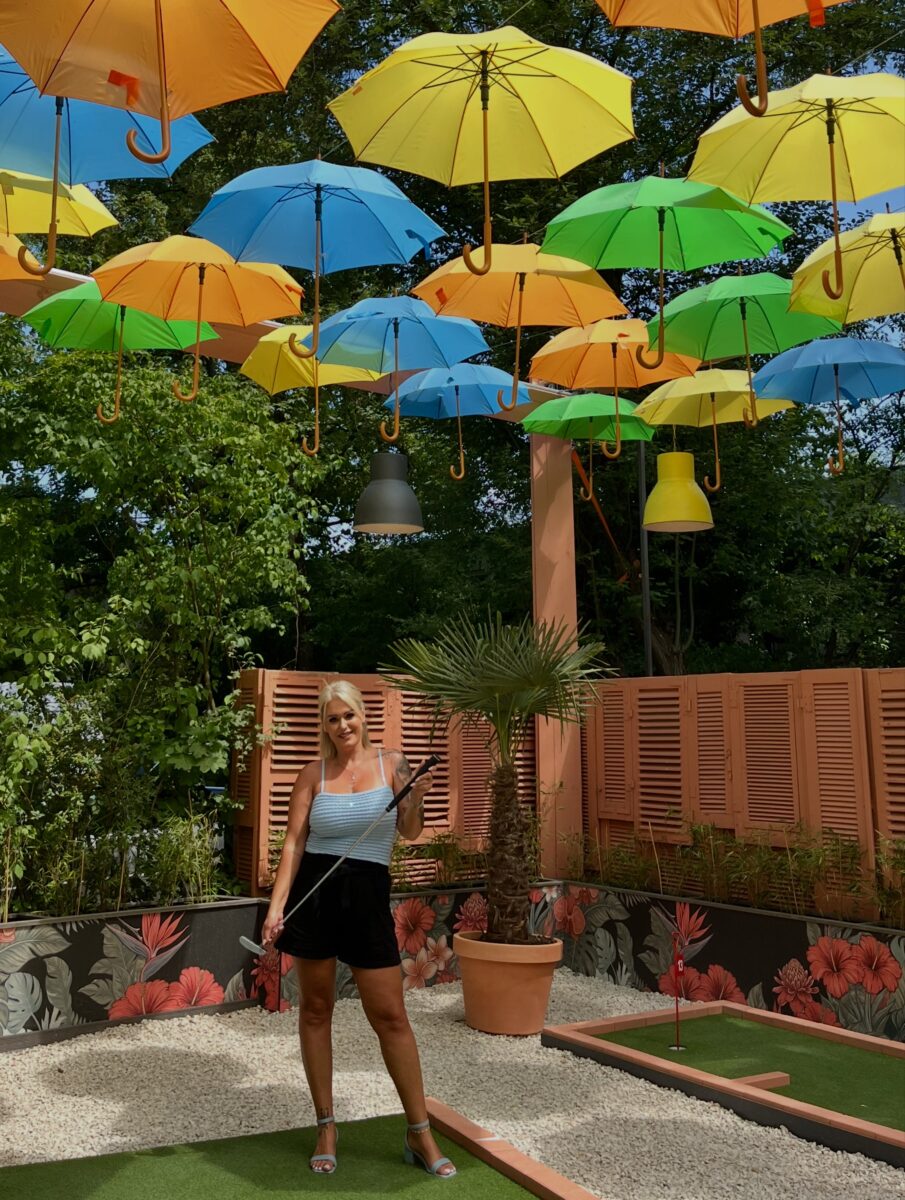Jungle Minigolf im Mauritius Stuttgart Süd