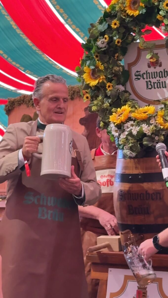 Eröffnung des Cannstatter Volksfests in Wilhelmer's SchwabenWelt